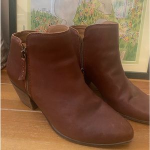 Frye booties gently loved in Copenhagen brown size 10